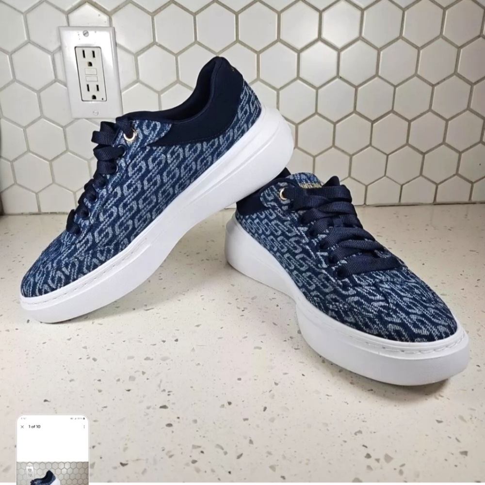 SKECHERS Sz 9.5  COURT CLASSICS CORDOVA HIGH STATUS BLUE